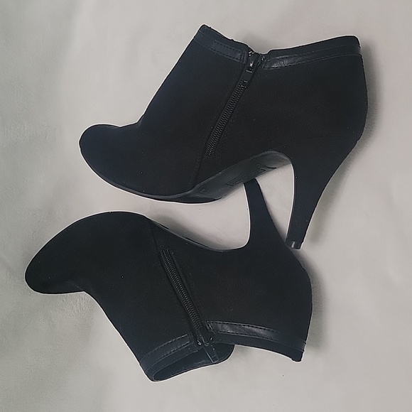 Dexflex Black Booties Size 11 W - Picture 6 of 9